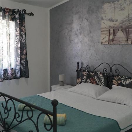 Apartments Pines Bar Εξωτερικό φωτογραφία