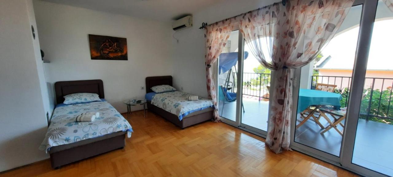 Apartments Pines Bar Εξωτερικό φωτογραφία